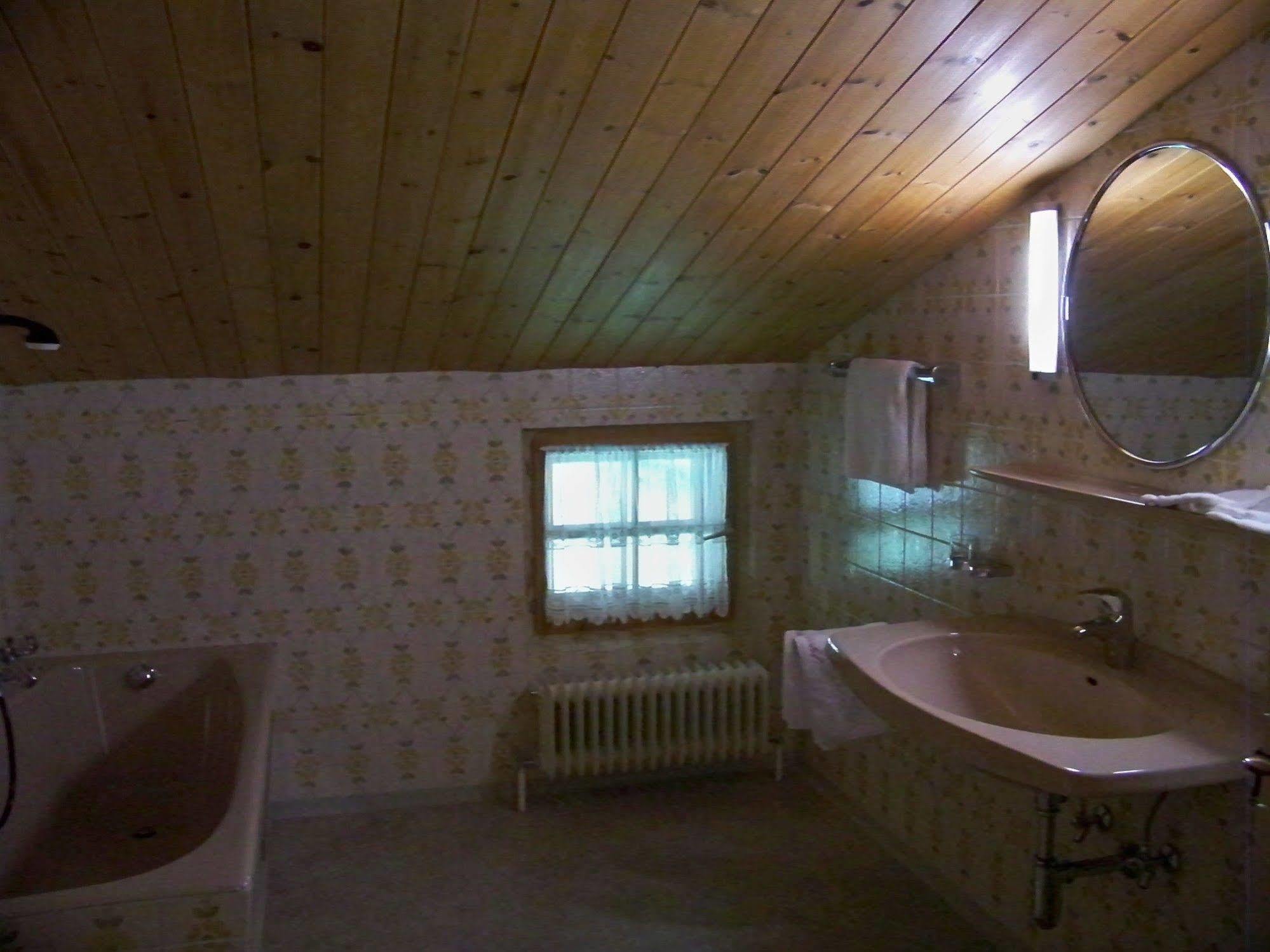 Gaestehaus Bichl Умхаузен Экстерьер фото